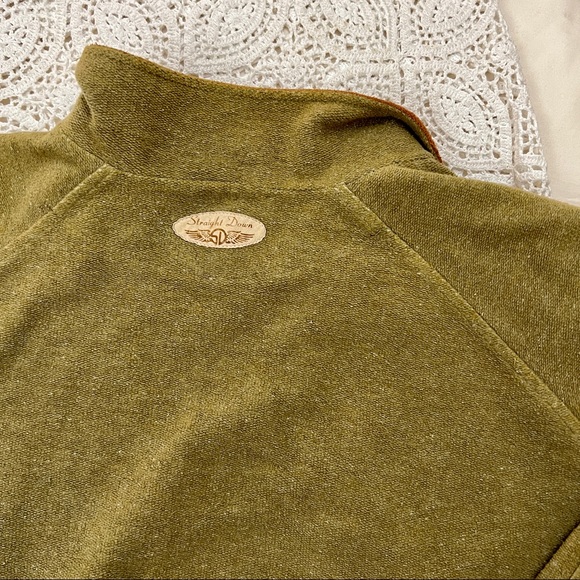 Used Lake Tahoe golf course quarter zip pullover sweater - Picture 13 of 16